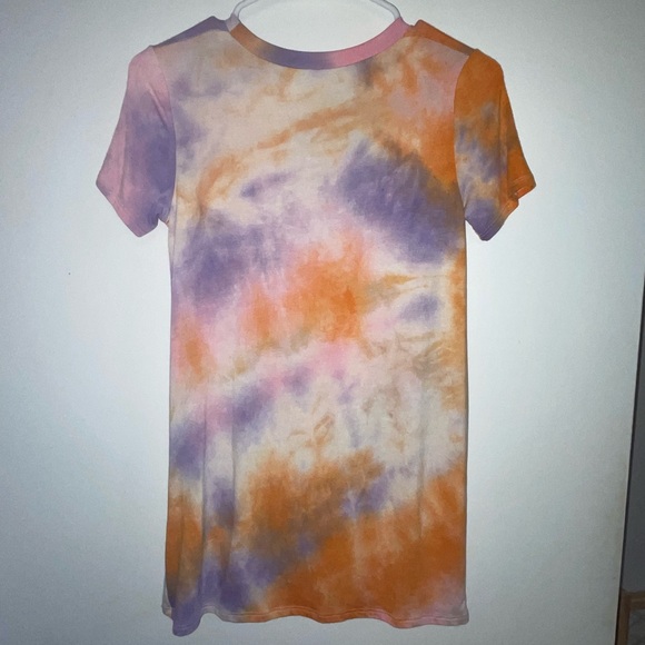 NWOT Tie Dye twisted front tee - Picture 3 of 5